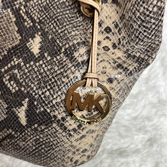 Micheal Kors Leather / Snakeskin (Python) Tote Bag - Picture 4 of 7